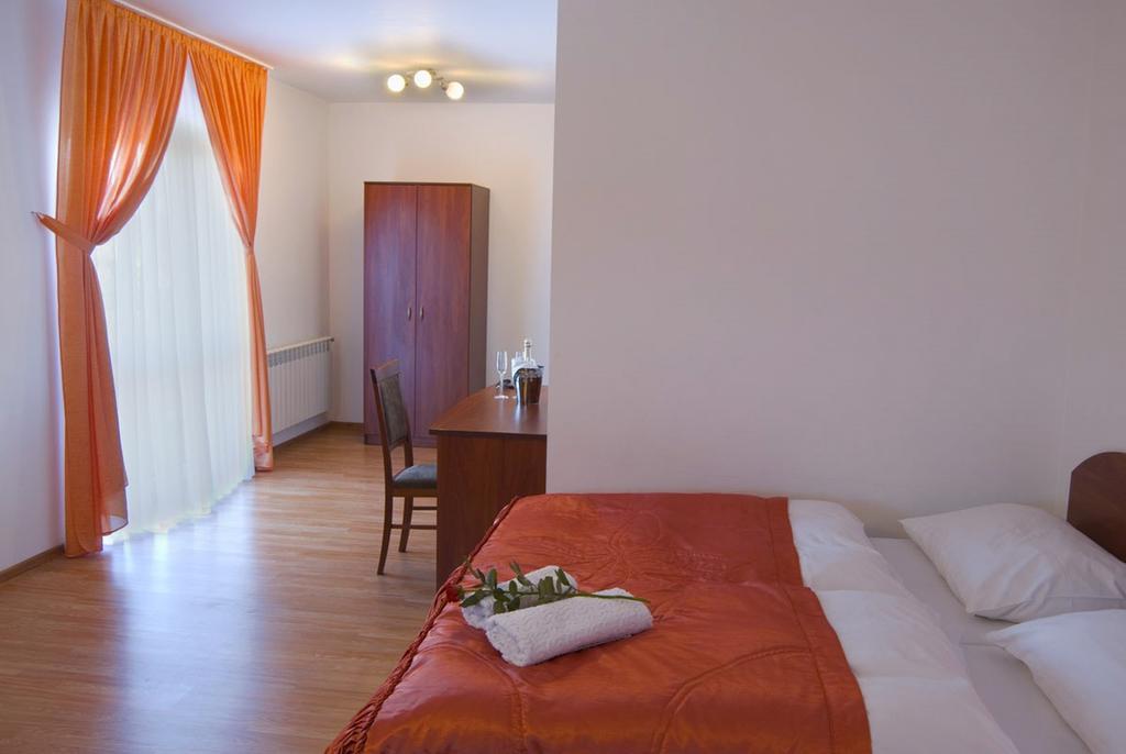 Czerwone Wierchy - Sauna I Jacuzzi Wliczone W Cene Pobytu! Białka Tatrzańska Δωμάτιο φωτογραφία